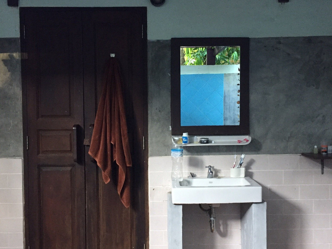 日落湾度假酒店主图