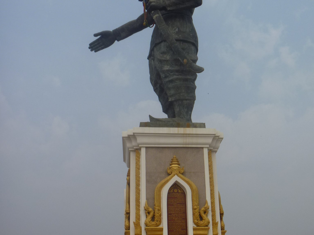 King Anouvong Statue景点图片