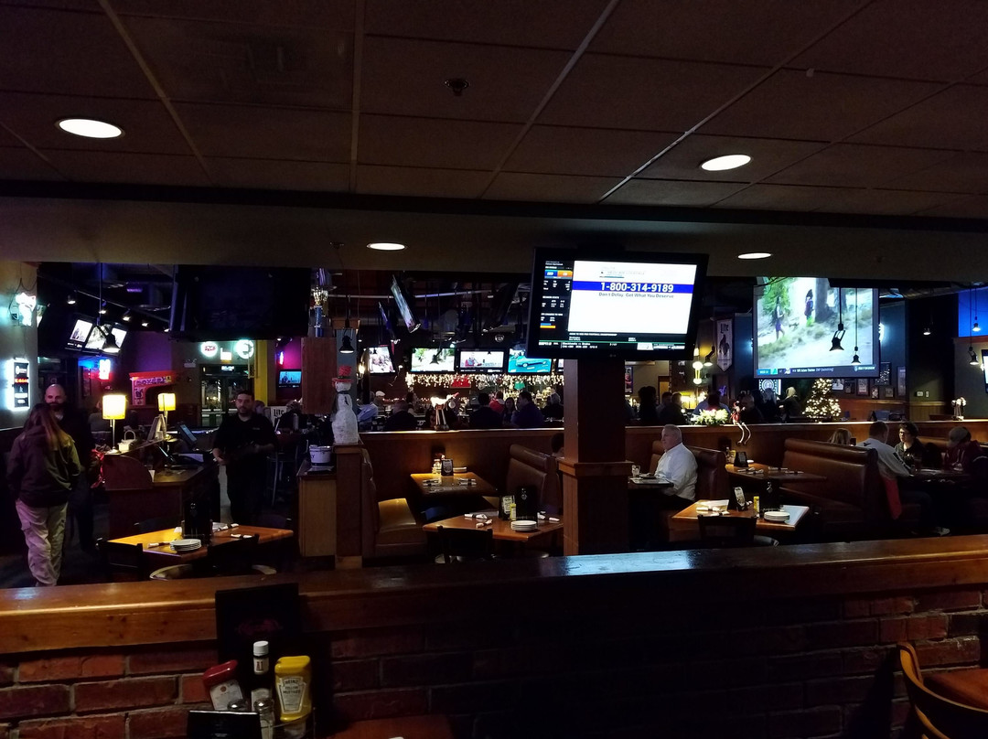 Real Time Sports-埃尔克格罗夫村必去景点