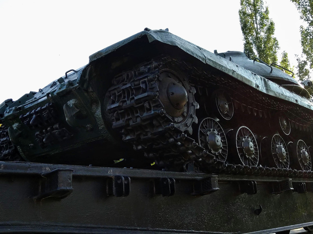 Monument Tank IS-3景点图片