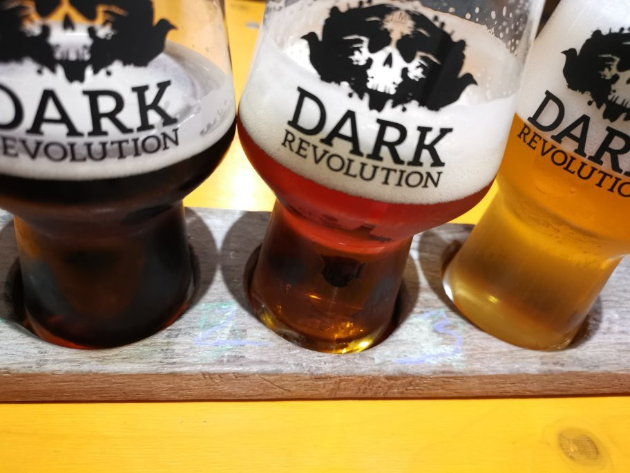 Dark Revolution Brewery & Tap Room景点图片