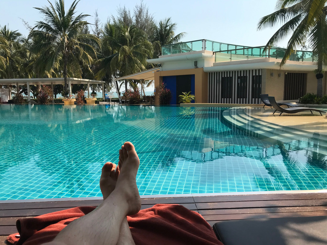 春地海滩度假村主图