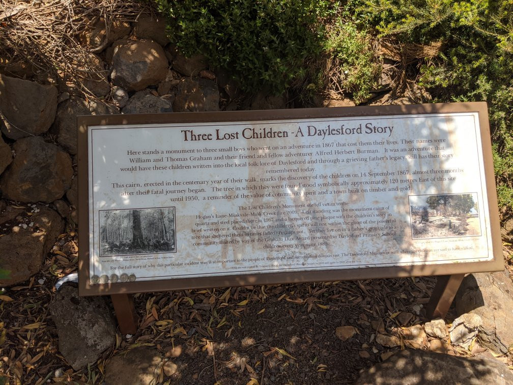 The Three Lost Children Walk & Monument-Musk必去景点