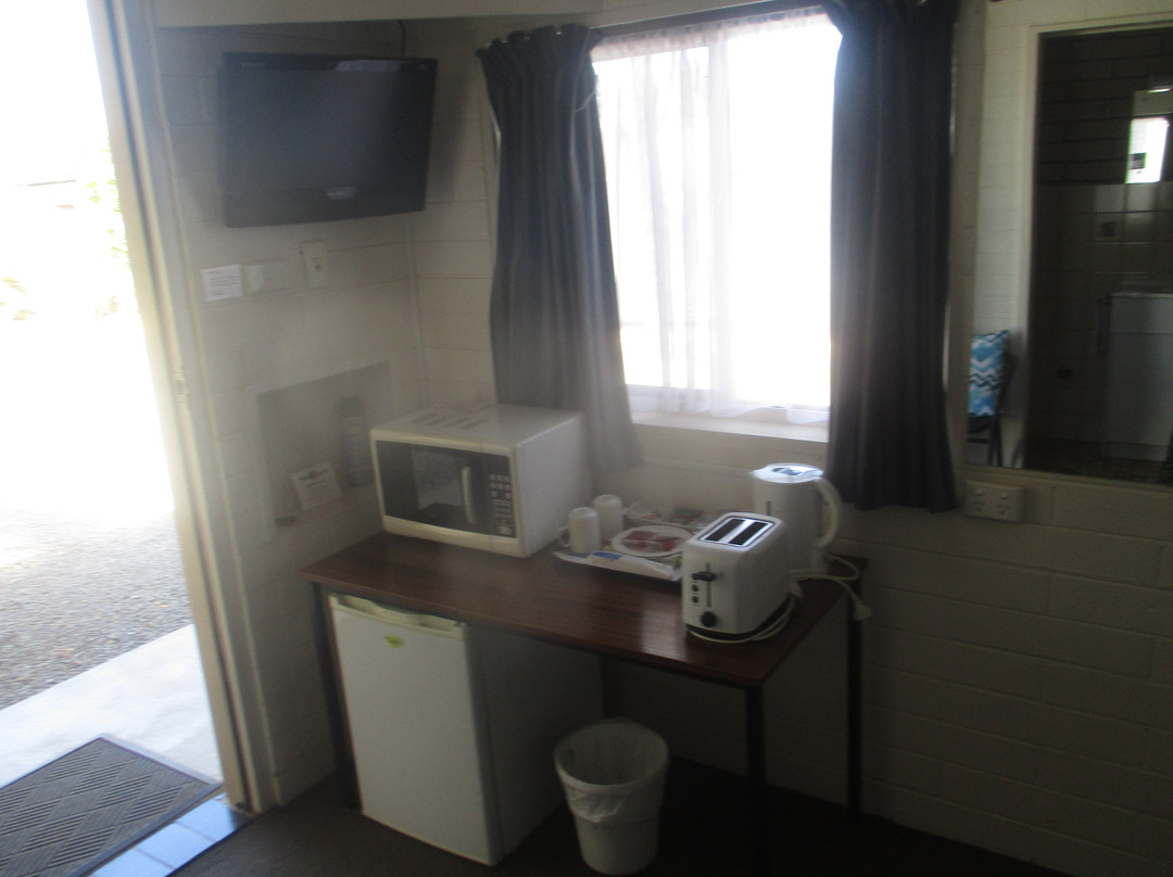 第七街汽车旅馆主图