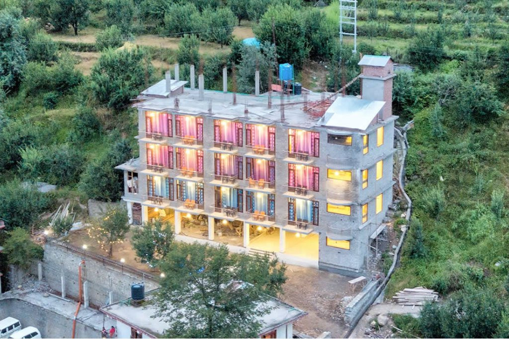 Himalayan Apple Zone Hotel