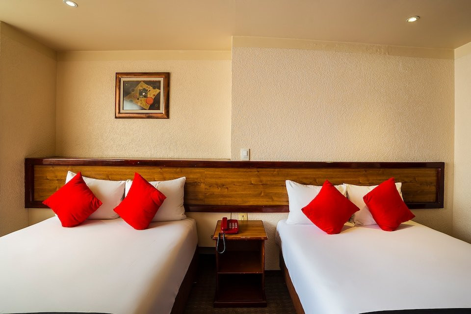 唐西蒙酒店主图