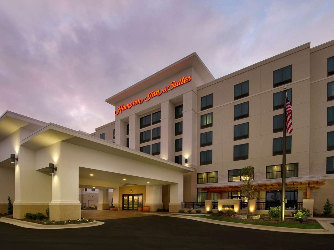 Hampton Inn & Suites Chattanooga/Hamilton Place主图