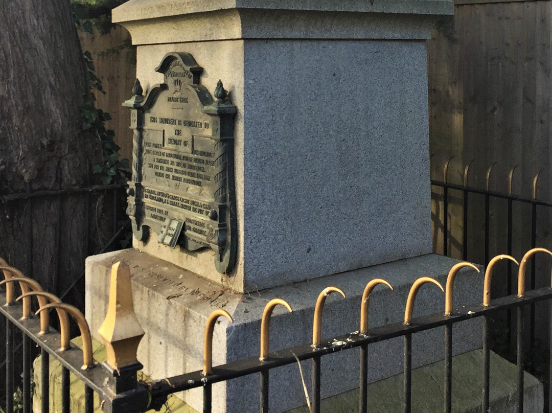 Staplehurst Martyrs' Memorial景点图片