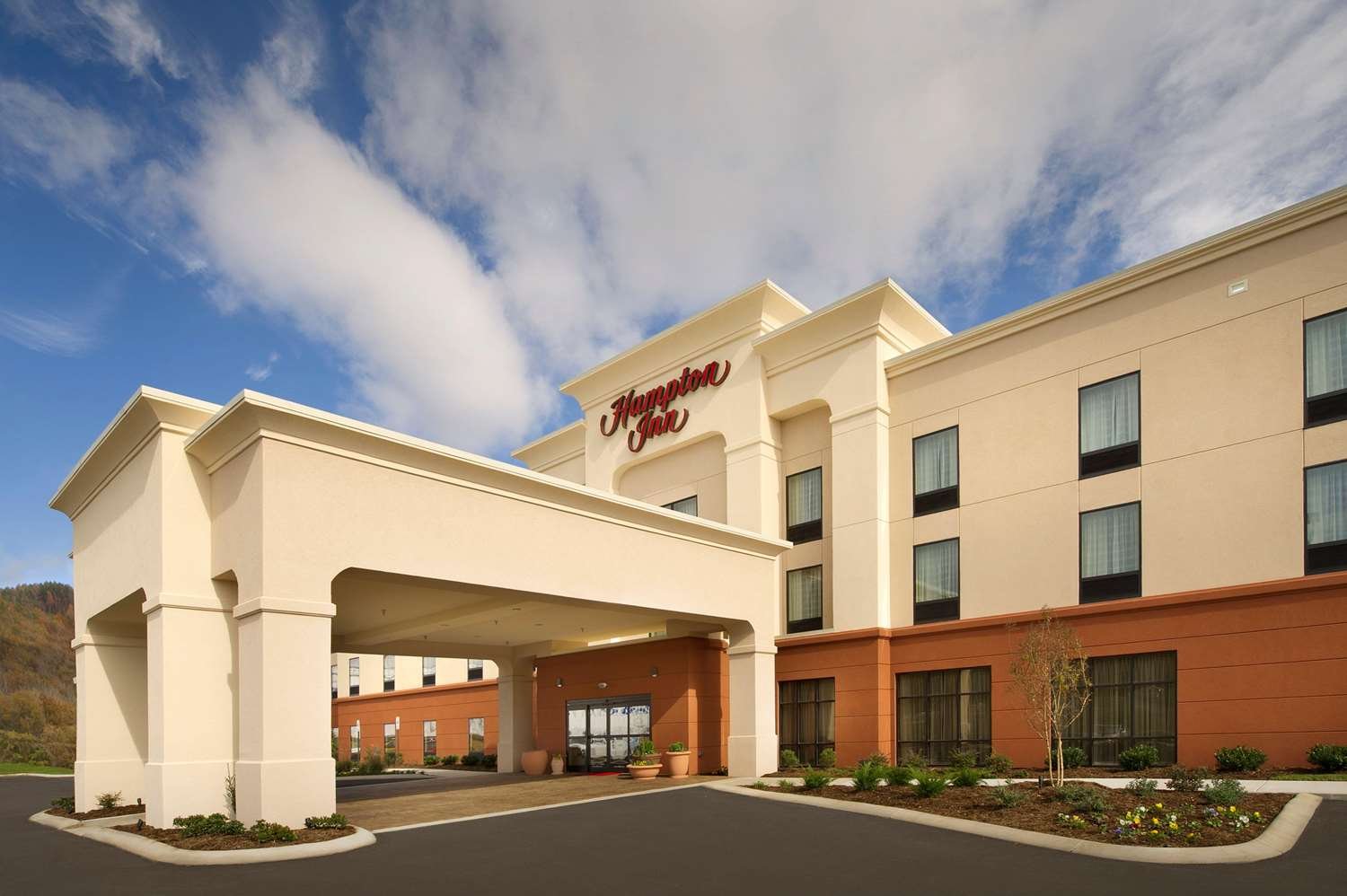 Hampton Inn Kimball-官方