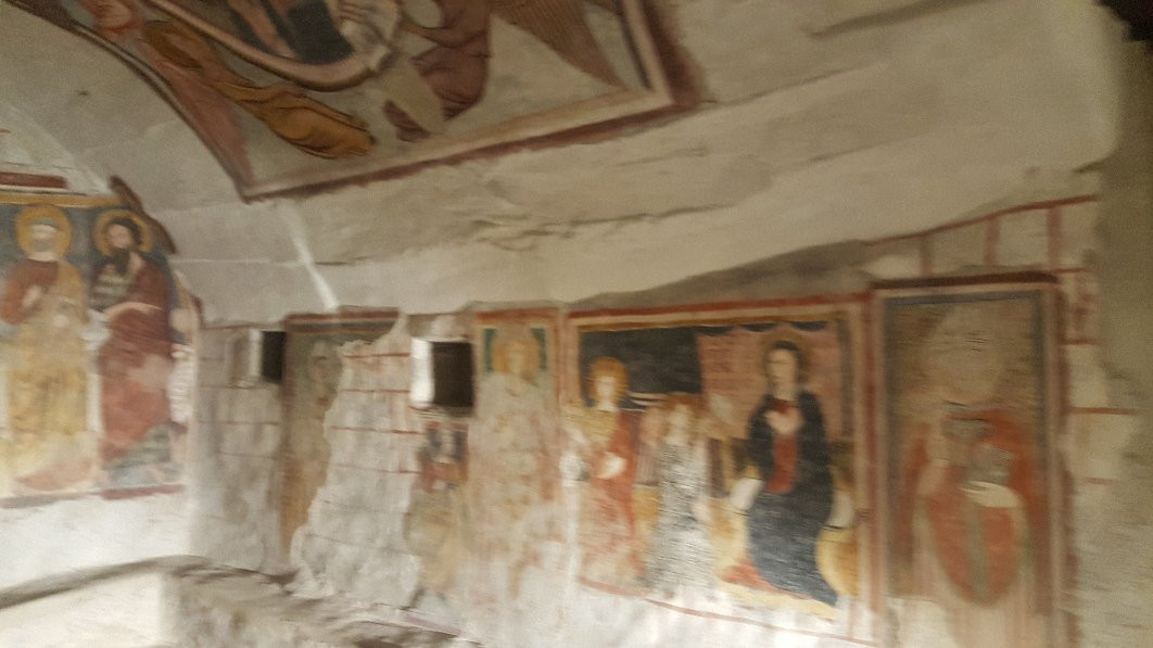 Chiesa di San Michele Arcangelo-Sermoneta必去景点