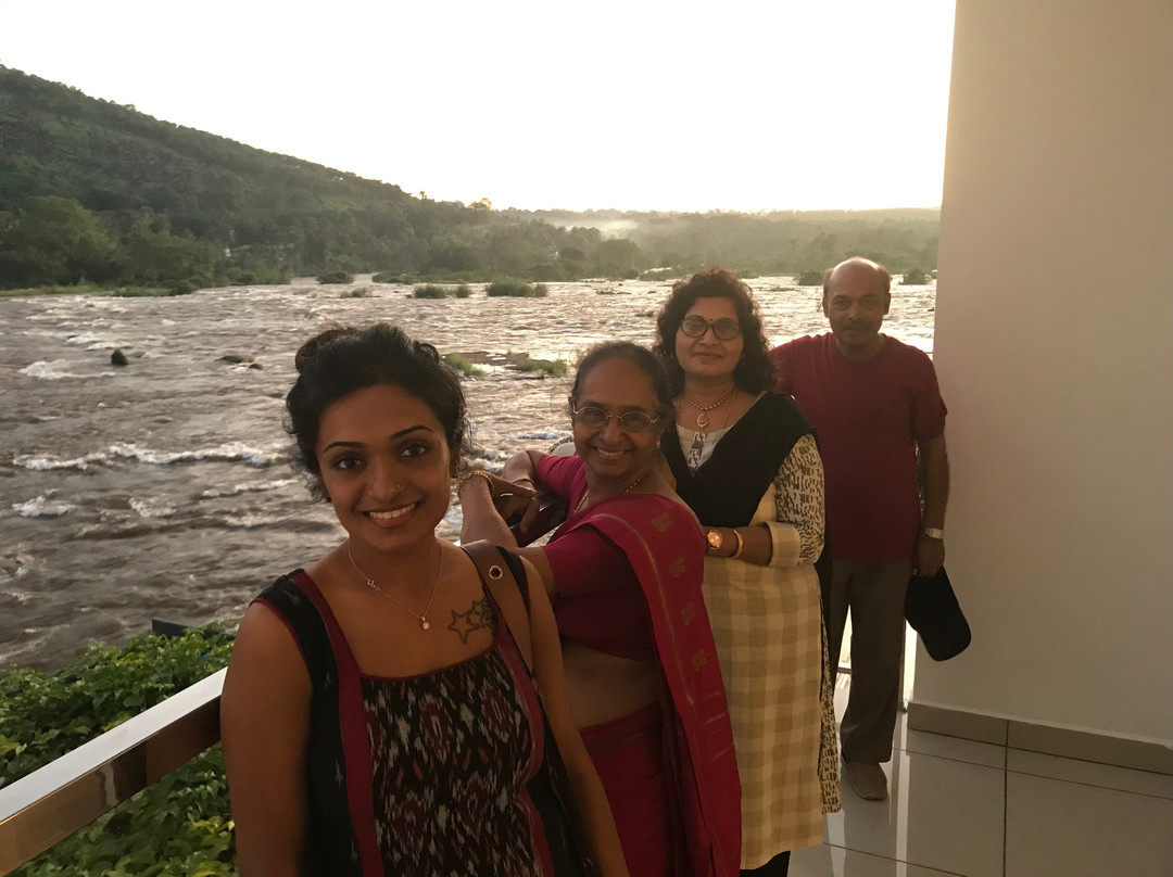 Chalakudy酒店住宿-The Anchorage Athirapilly Resort