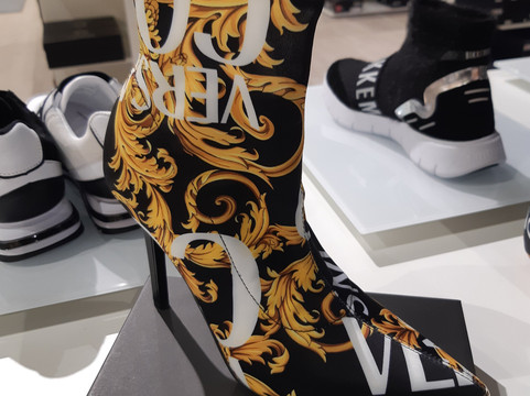 iOU-蒂永维尔必去景点