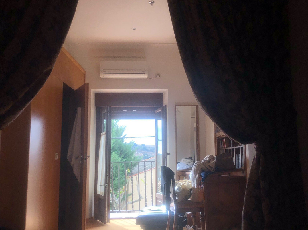 Hostal Palouet De Segarra主图