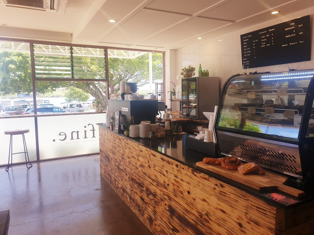 Fine Espresso Bar and Simplistic Spa-努萨维尔必去景点