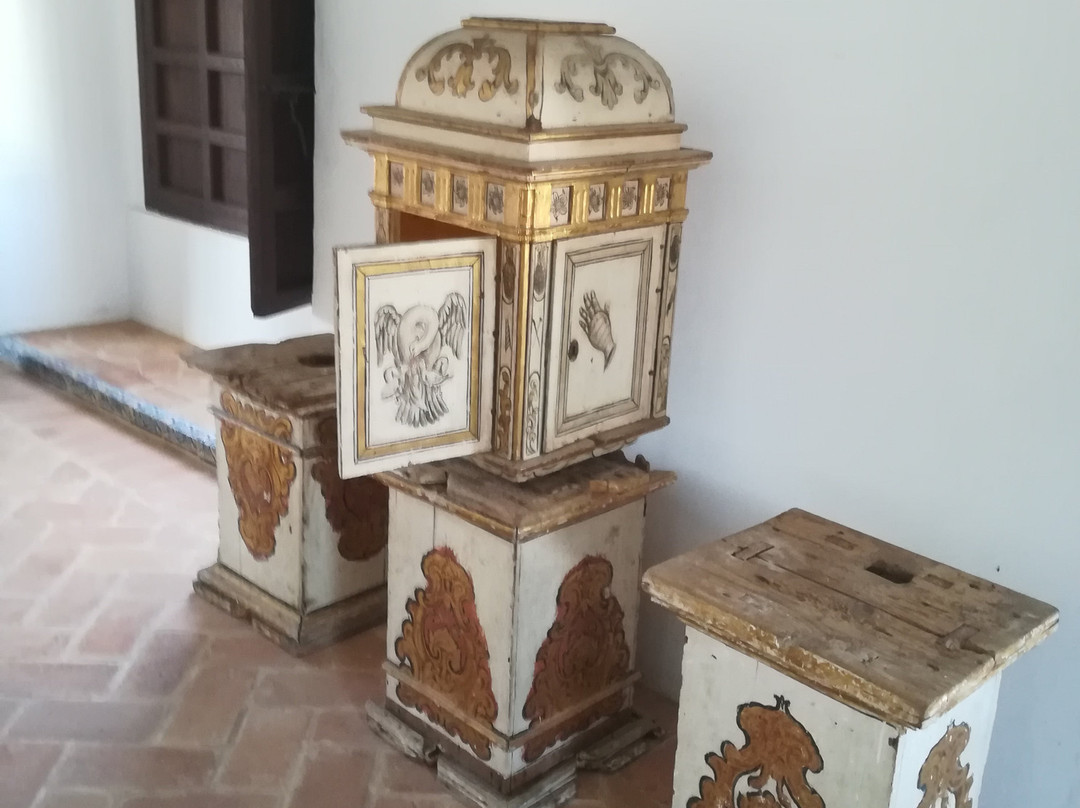 Convento de Santa Clara-卡莫纳必去景点