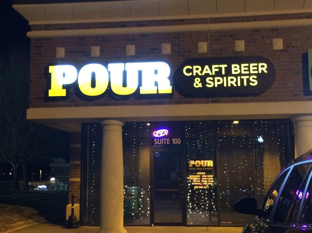 Pour Craft Beer & Spirits景点图片