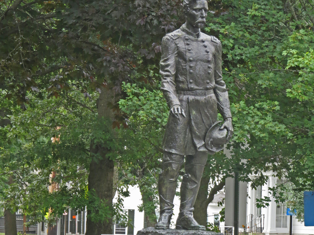 Joshua L. Chamberlain Statue景点图片