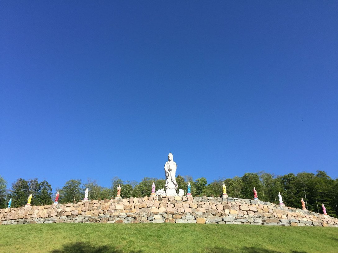 Tam Bao Son Buddhist Monastery景点图片