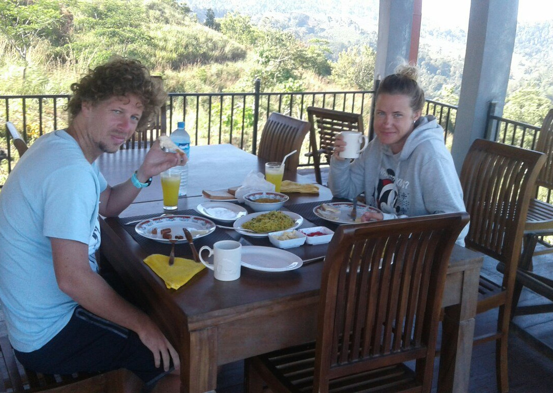 Whispering Winds主图