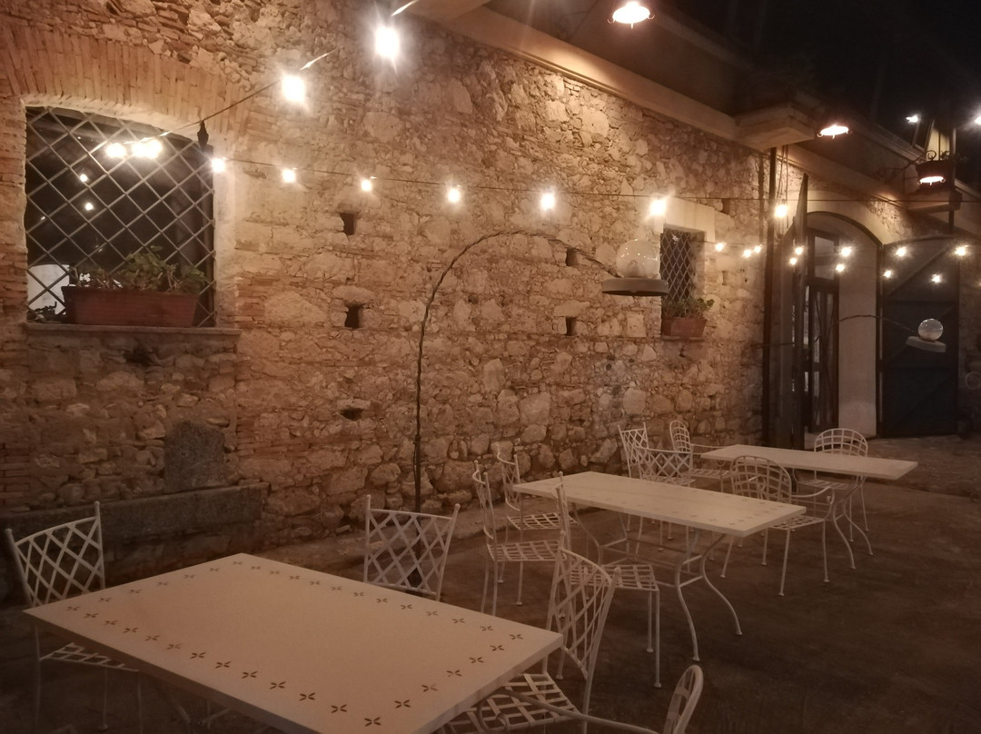 Simeri Mare餐馆和美食-Agriturismo Basilea