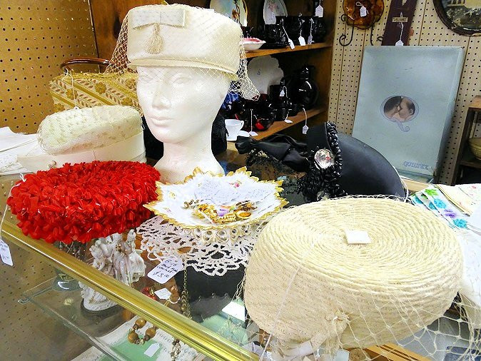 Antique Village Mall-Crossville必去景点