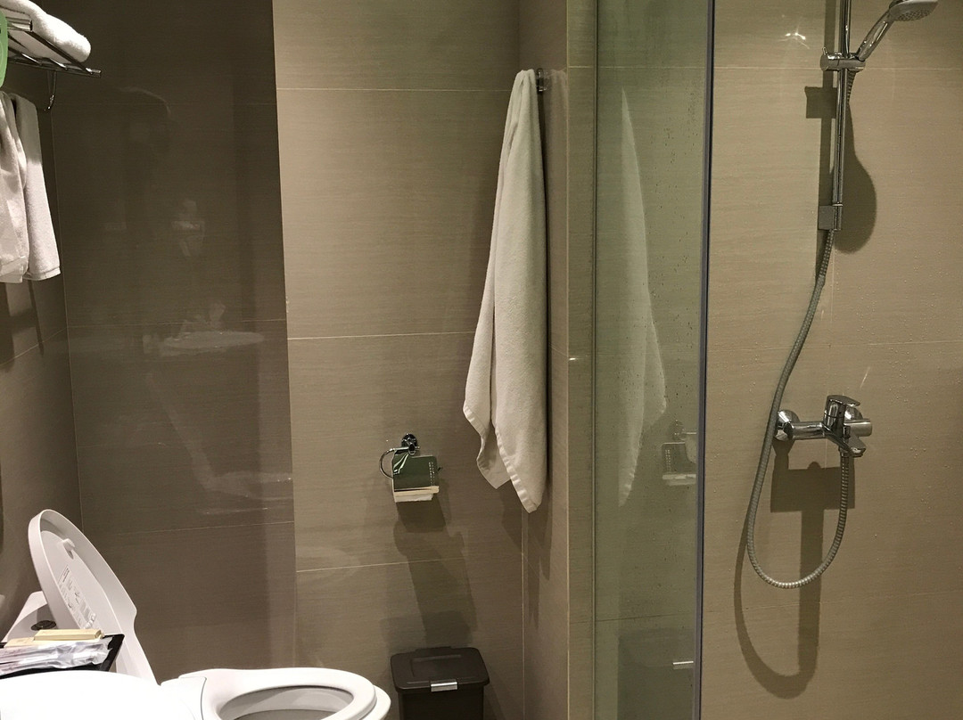 West Point Hotel Bandung主图