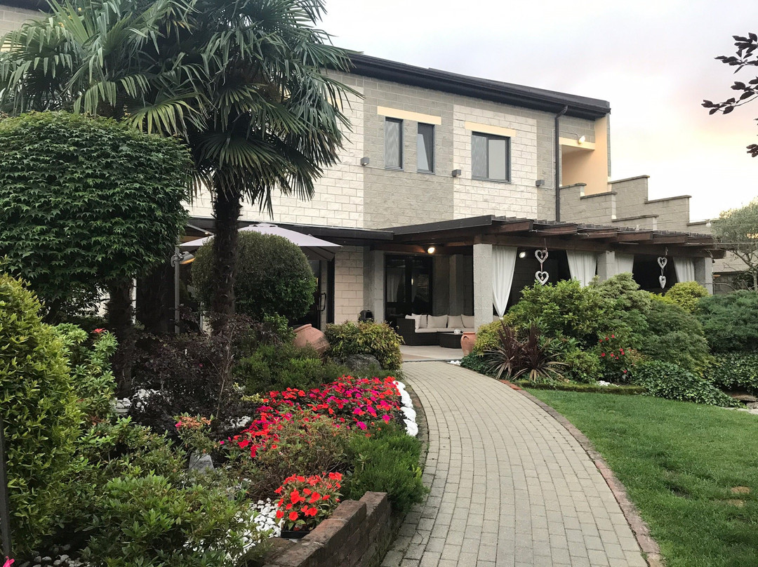 Garibaldi - Hotel & Restaurant主图
