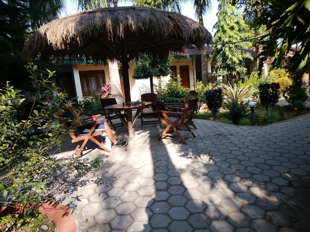 伊甸园丛林度假村主图