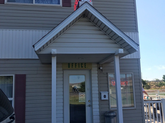 Balanced Rock Inn主图