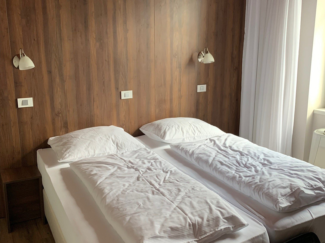 Hotel Center主图