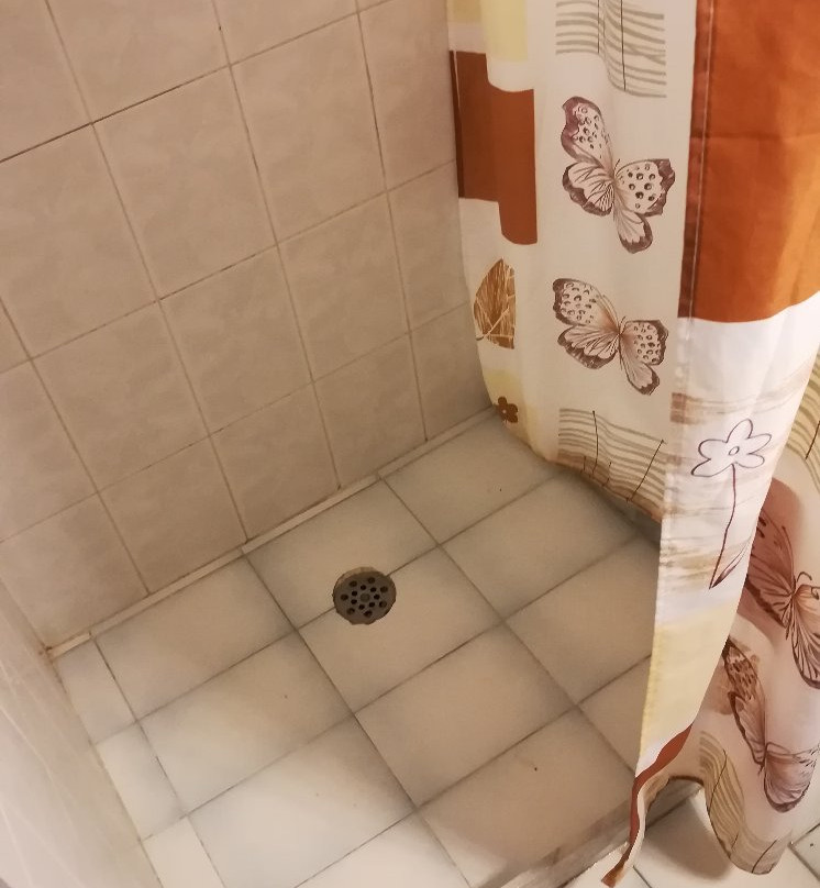 Summer Breeze Hotel主图