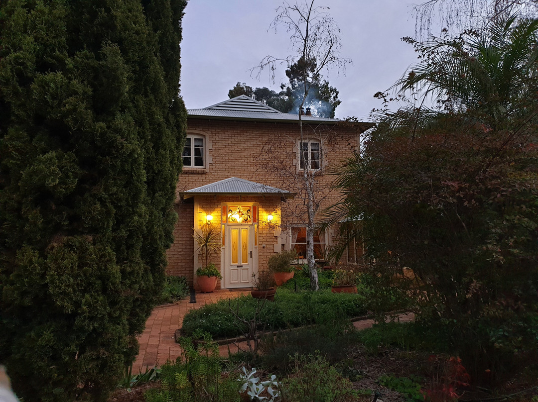 Holberry House主图