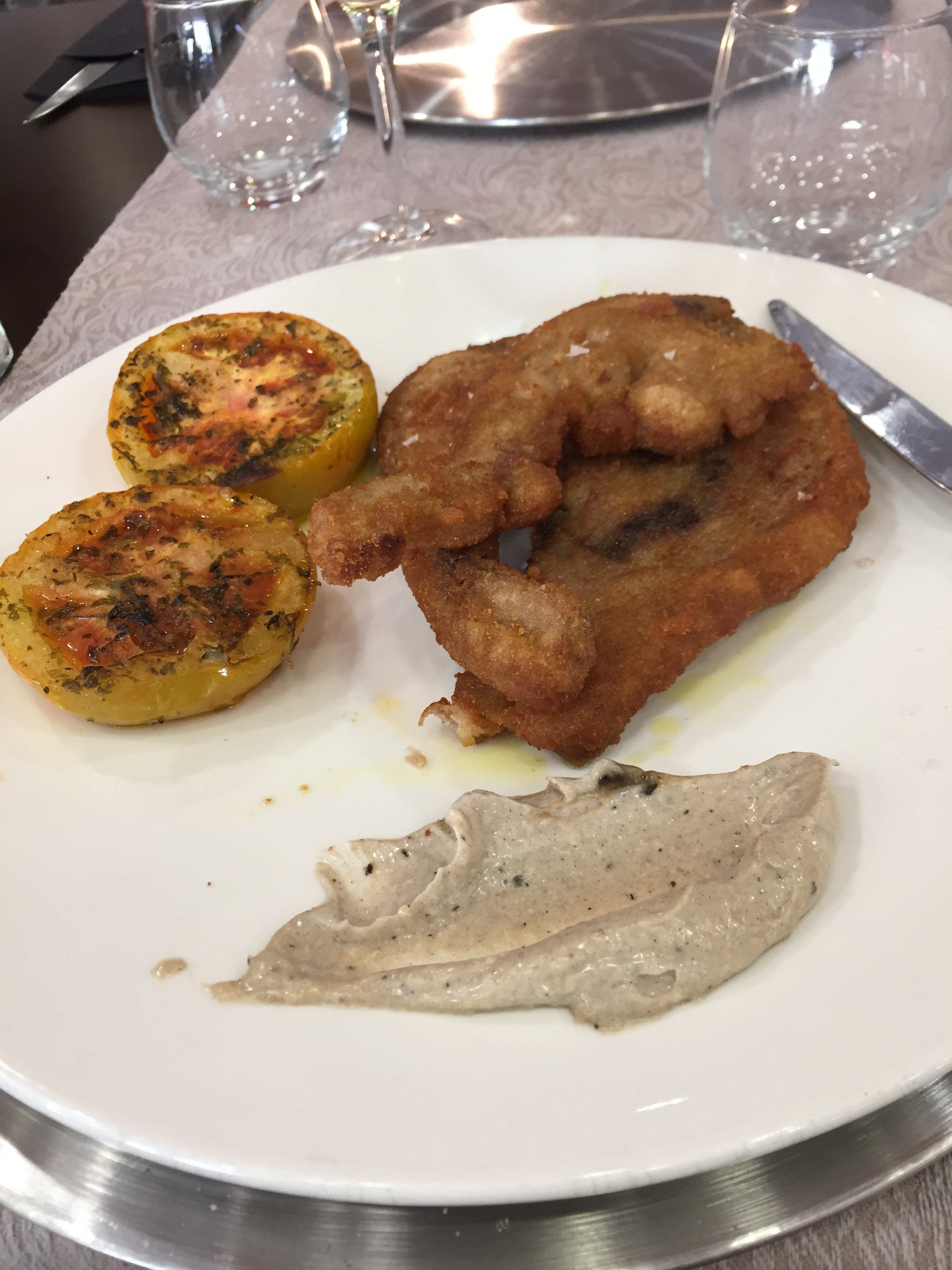 芳塔尔国际机场国会酒店-餐饮