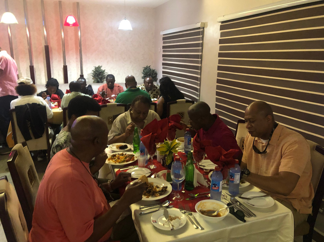 厄斯贝特酒店主图