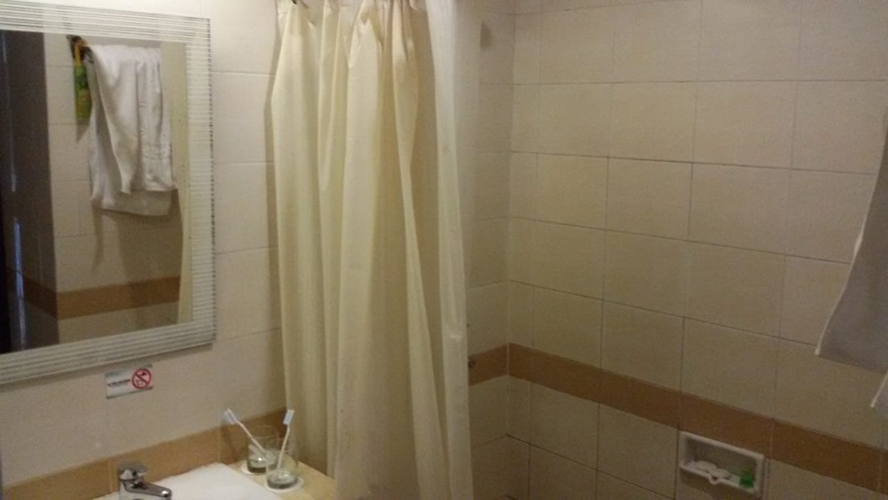 萨利阿特尔度假酒店-浴室