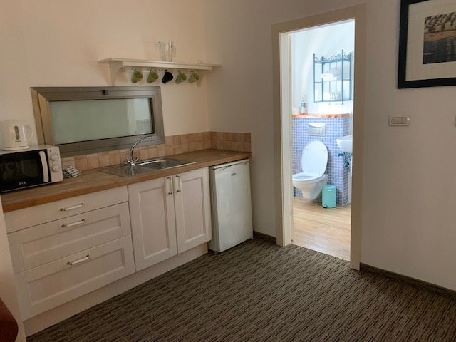 阿尔贝斯套房酒店主图