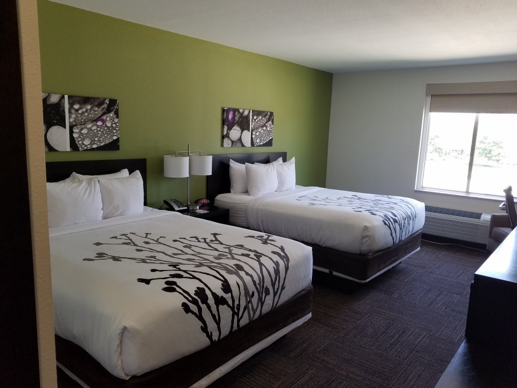 Sleep Inn & Suites主图