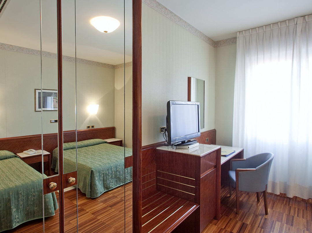 Hotel Palace主图