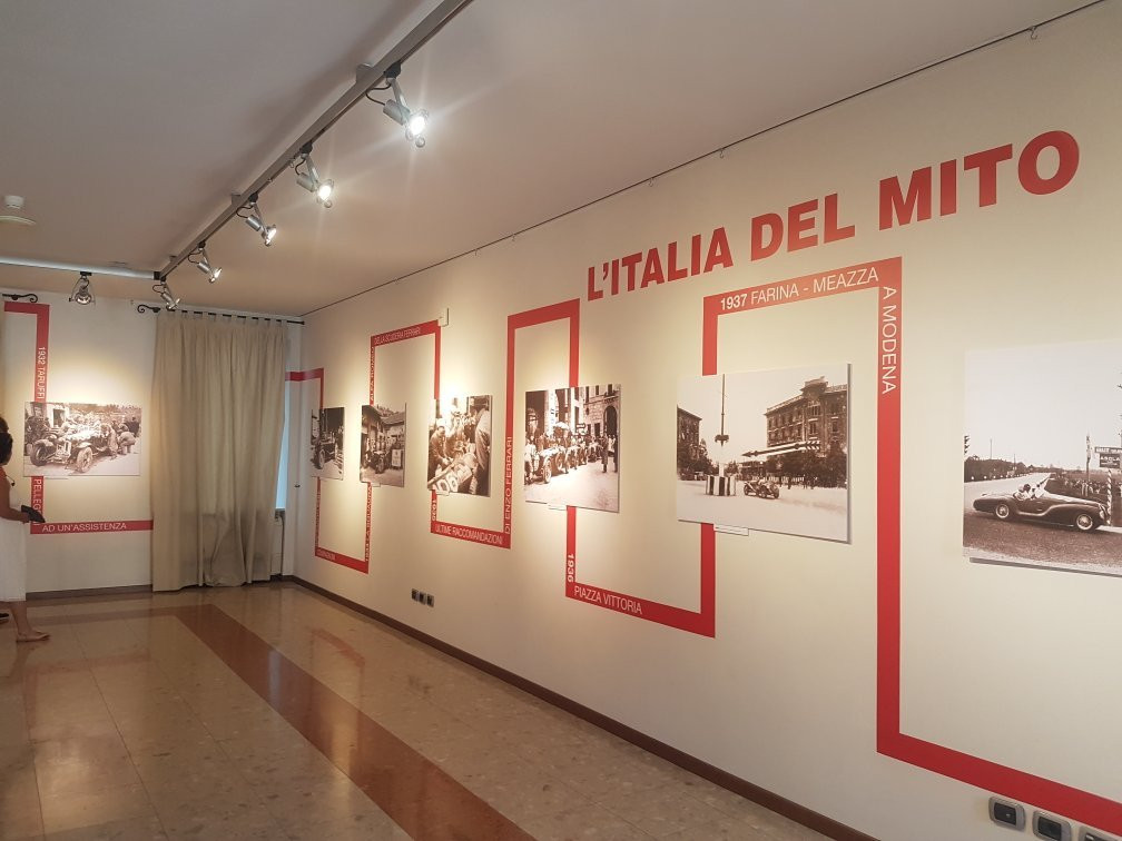 Palazzo Maria Callas-锡尔苗内必去景点