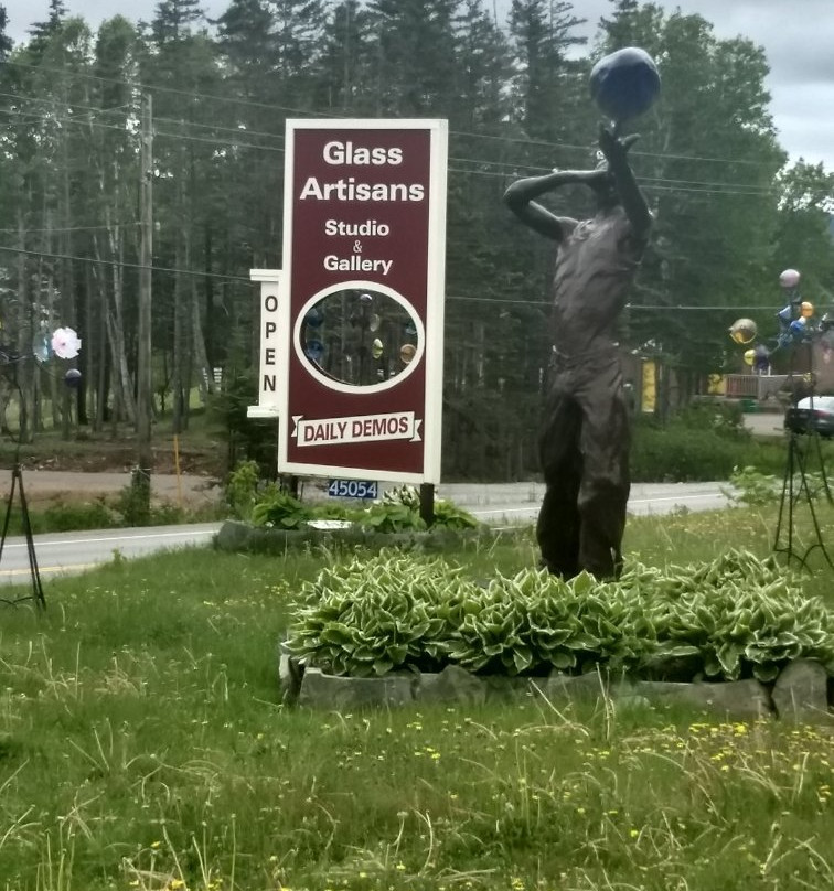 Glass Artisans Gallery-North Shore必去景点