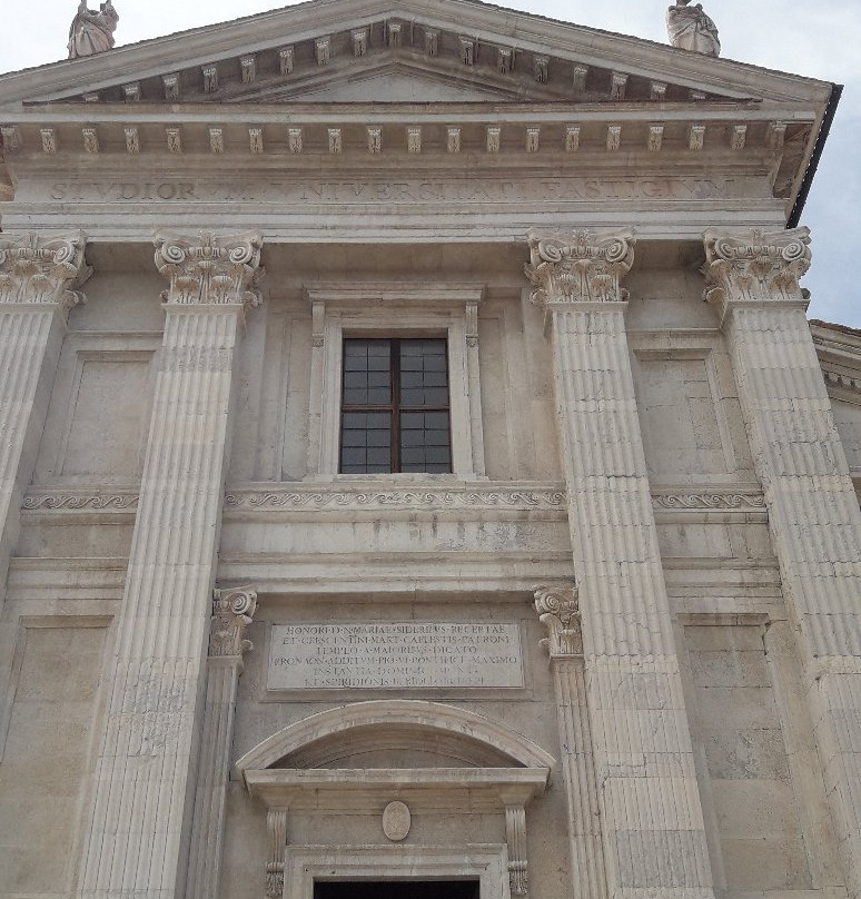 Cattedrale di Urbino景点图片