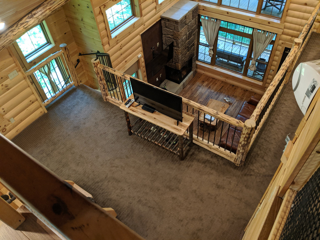 Pine Cove Lodging - Amish Country Lodging主图