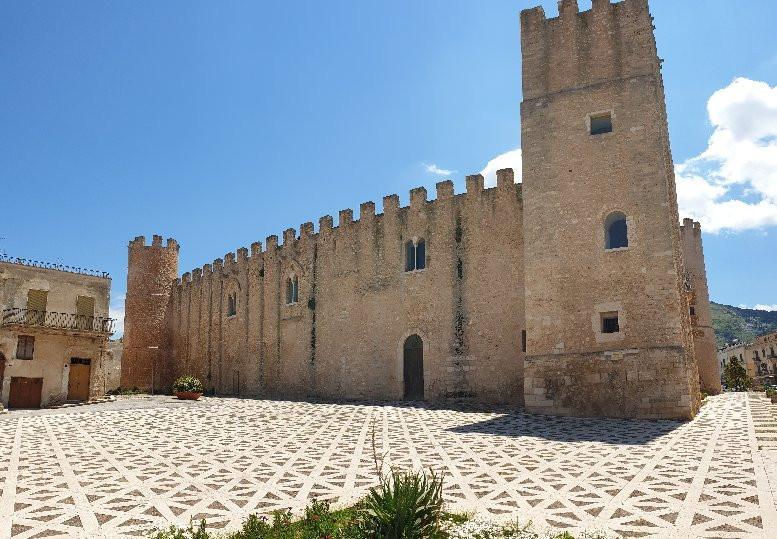 Castello dei Conti di Modica景点图片