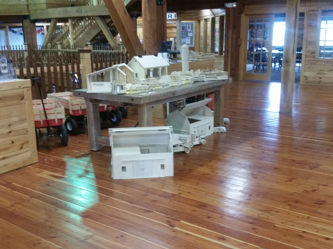 Southgate Crossing-埃尔克哈特必去景点