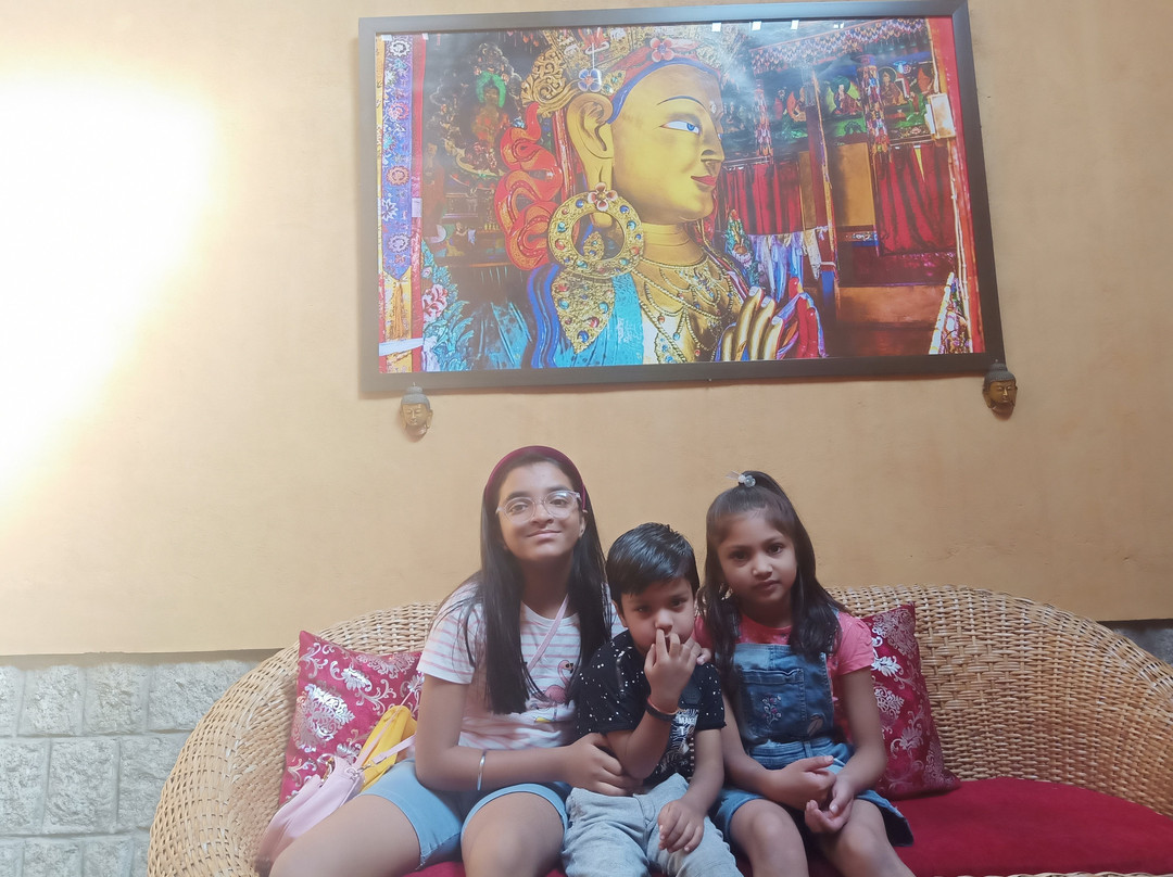 Prakriti Aalay主图