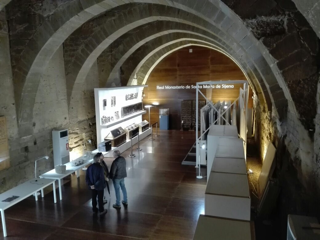 Monasterio de Sigena-Villanueva de Sigena必去景点