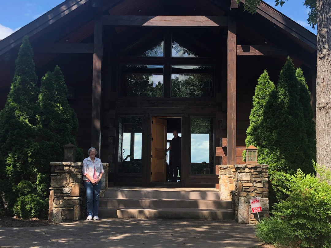 The White River Inn主图