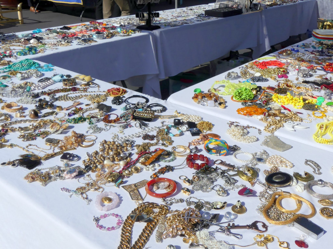 Long Beach Antique Market-长滩必去景点