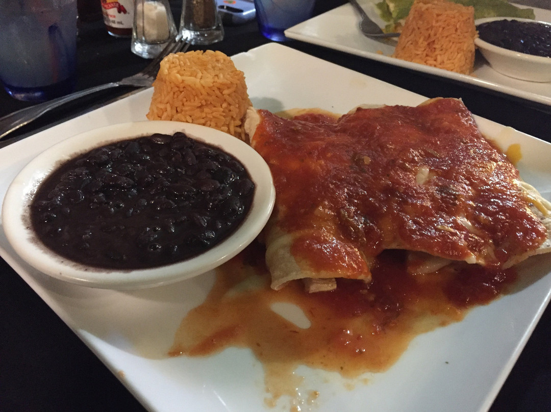 Mojito Cafe & Lounge