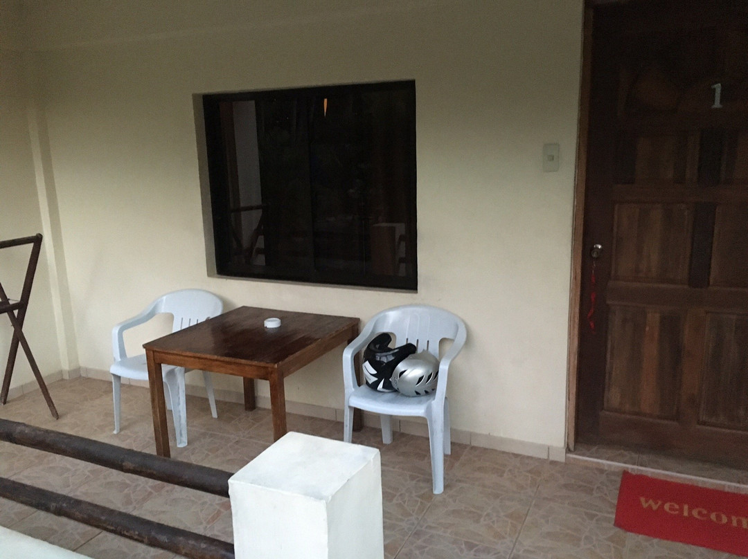 阿罗那瑞士度假酒店主图